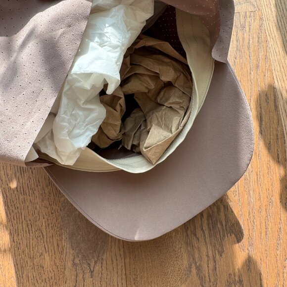 Lululemon Running & Training Hat - Size L/XL - Picture 6 of 11